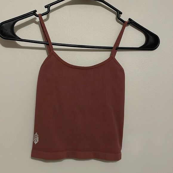 27 FP Movement Ribbed Cropped Spaghetti Strap Tank Top Sz XS Small Mauve - Picture 1 of 4